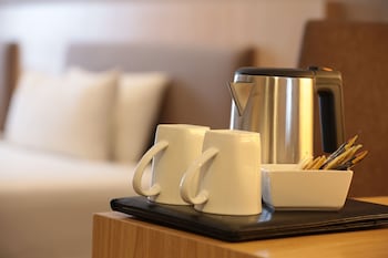 imperial riverbank hotel kuching