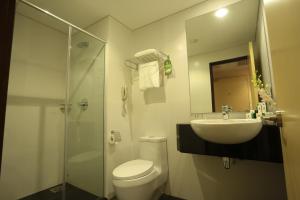 imperial riverbank hotel kuching