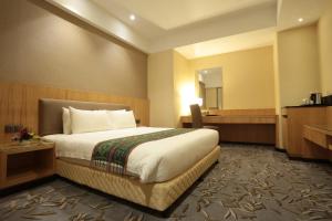imperial riverbank hotel kuching