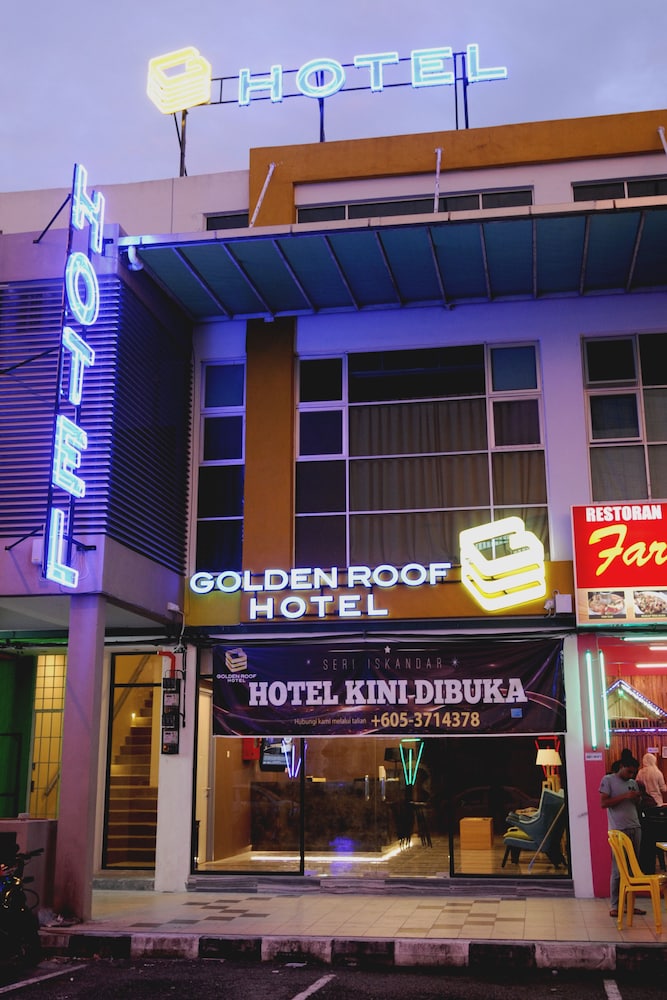 golden roof hotel seri iskandar