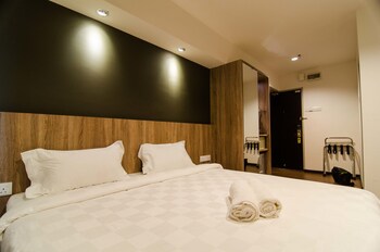 mornington hotel soon choon