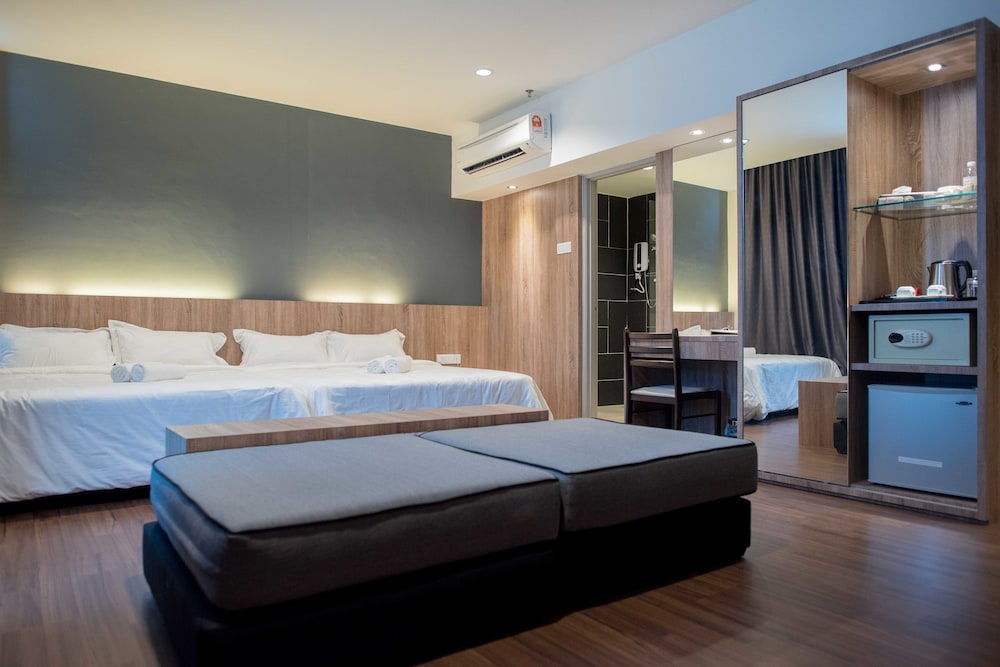 mornington hotel soon choon