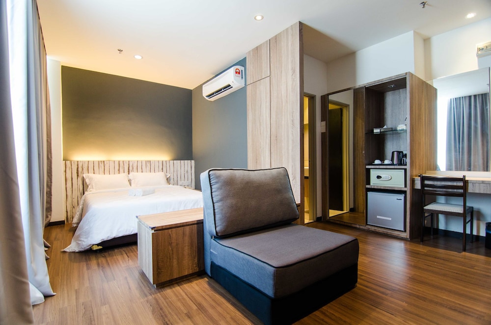 mornington hotel soon choon