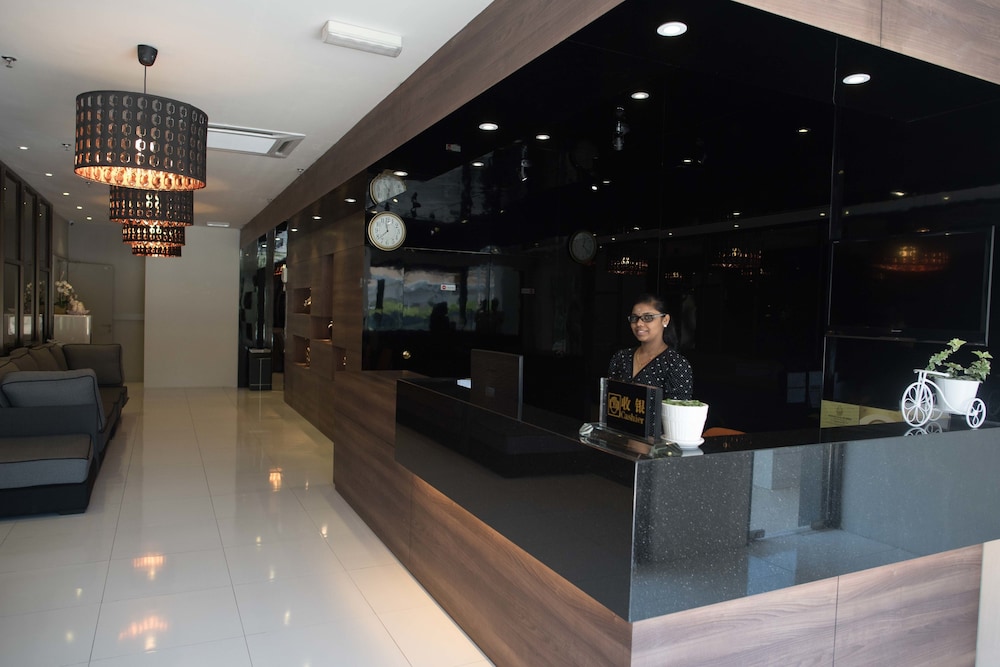 mornington hotel soon choon