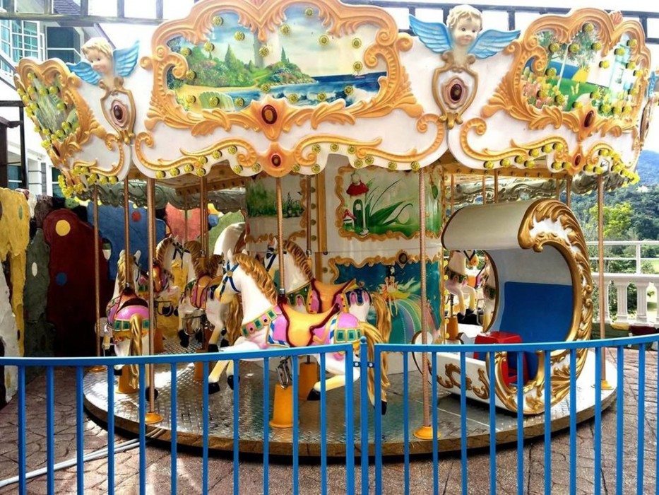 smurf inn homestay