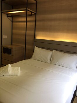 worldview grand hotel