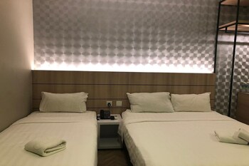 worldview grand hotel