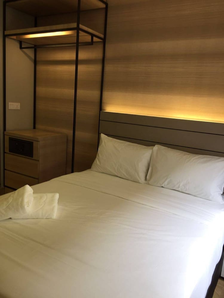 worldview grand hotel