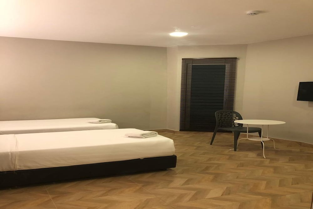 worldview grand hotel