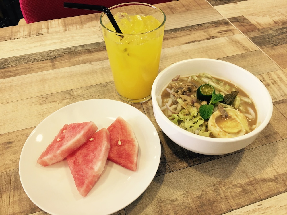 worldview grand hotel