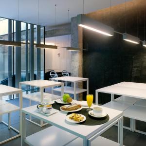 moure hotel