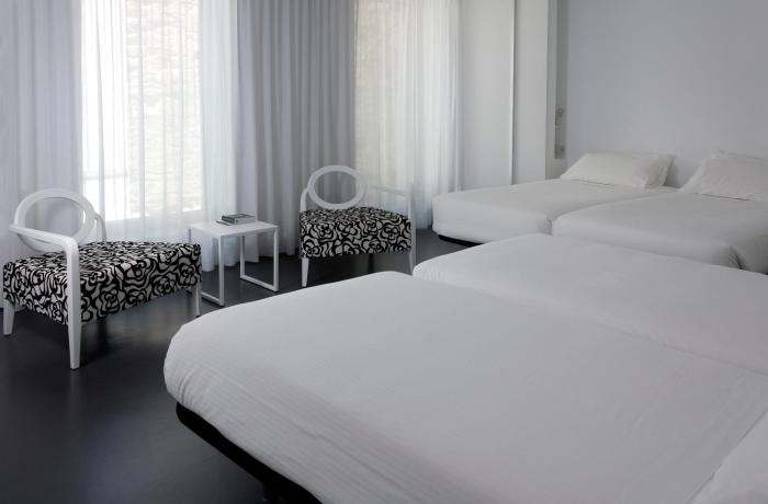 moure hotel
