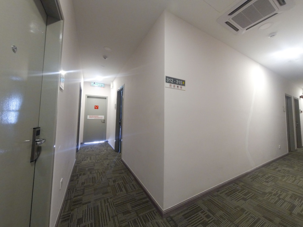 gm grand moments hotel