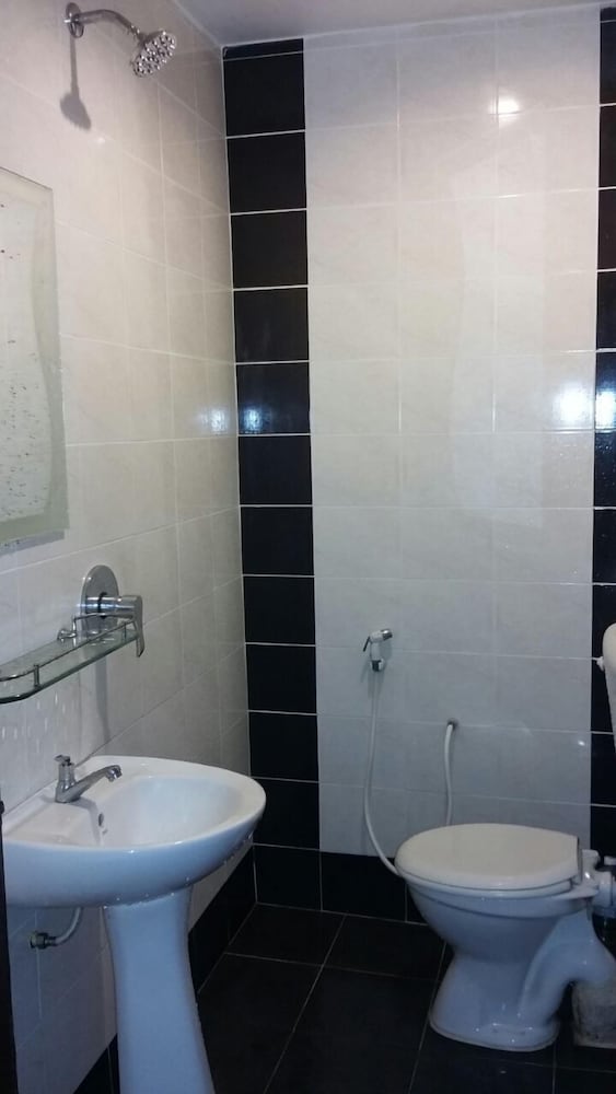 perhentian tropicana inn