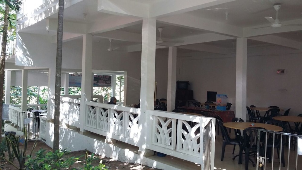 perhentian tropicana inn