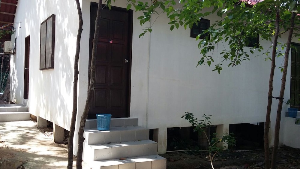 perhentian tropicana inn