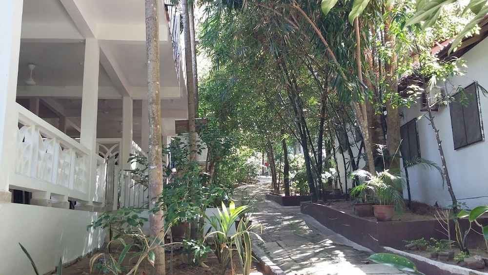 perhentian tropicana inn