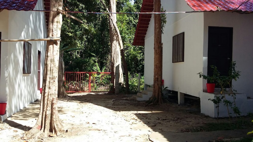 perhentian tropicana inn