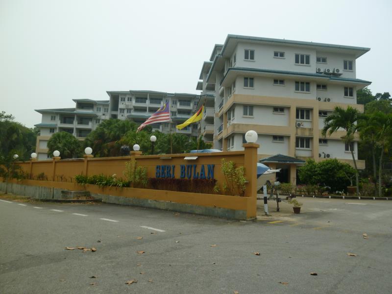 seri bulan condominium