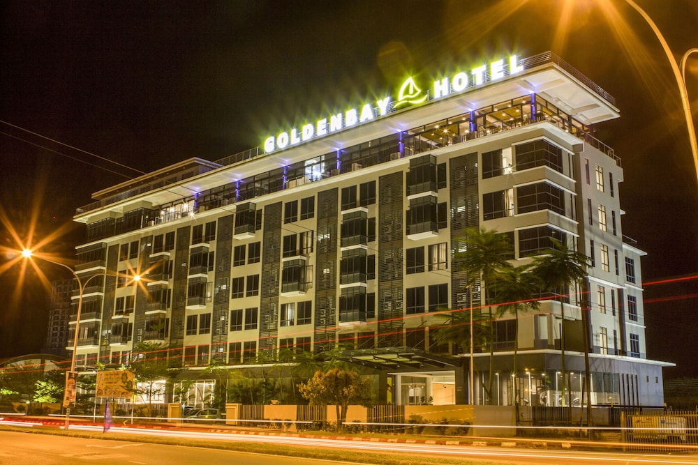 goldenbay hotel