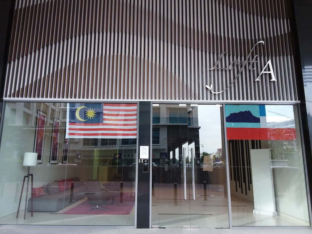 sunset seaview vacation condos city centre imago shopping mall