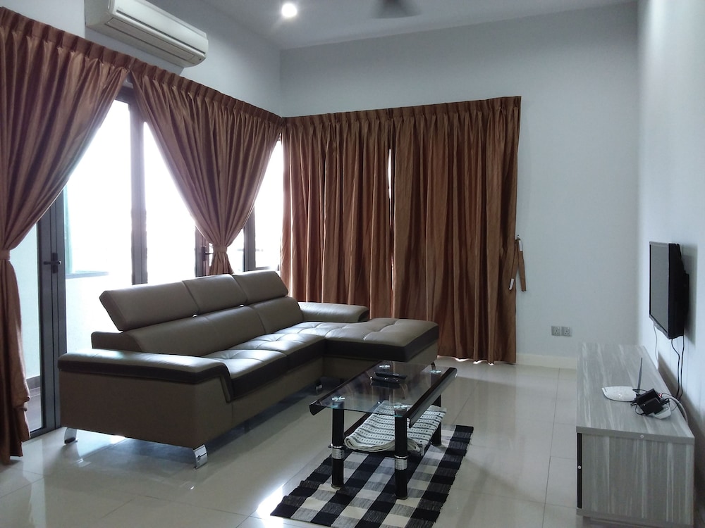 sunset seaview vacation condos city centre imago shopping mall