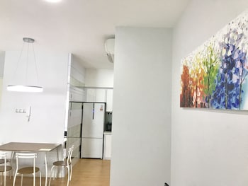 sunset seaview vacation condos city centre imago shopping mall