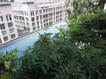 Sunset Seaview Vacation Condos City Centre @ Imago Shopping Mall,Kota Kinabalu>>Gaya Island,3 star