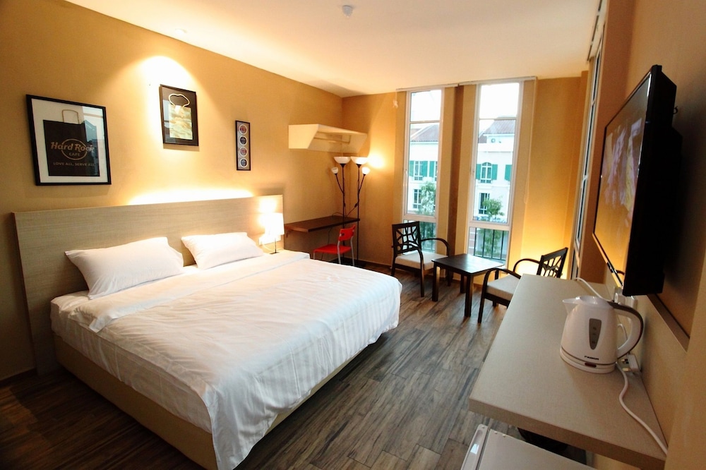 91 street boutique inn