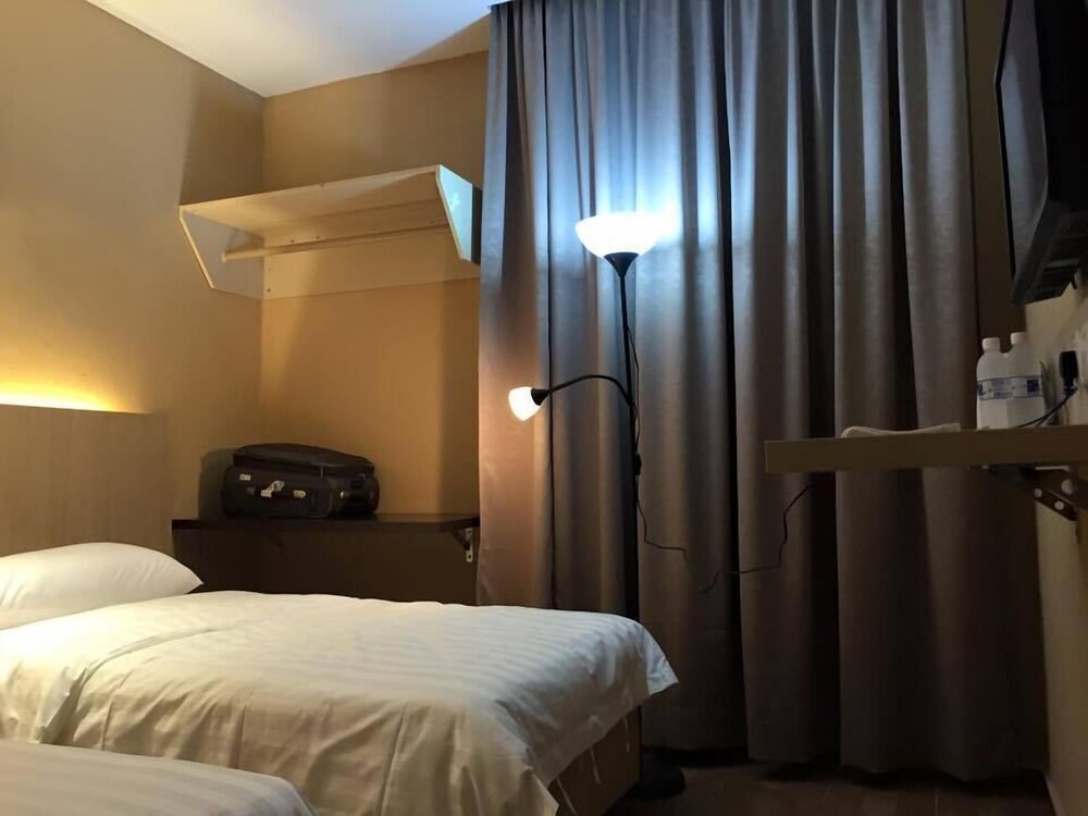 91 street boutique inn