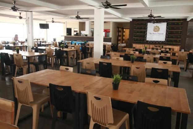 the barat tioman beach resort