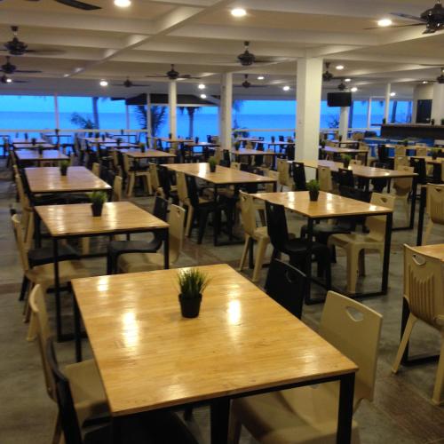 the barat tioman beach resort