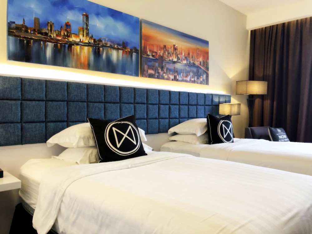 m roof hotel and residences