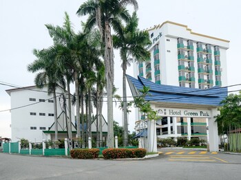 Hotel Green Park,Near Stadium Temerloh,2 star