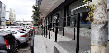The Square Hotel,Pontian>>Johor Bahru,3 star