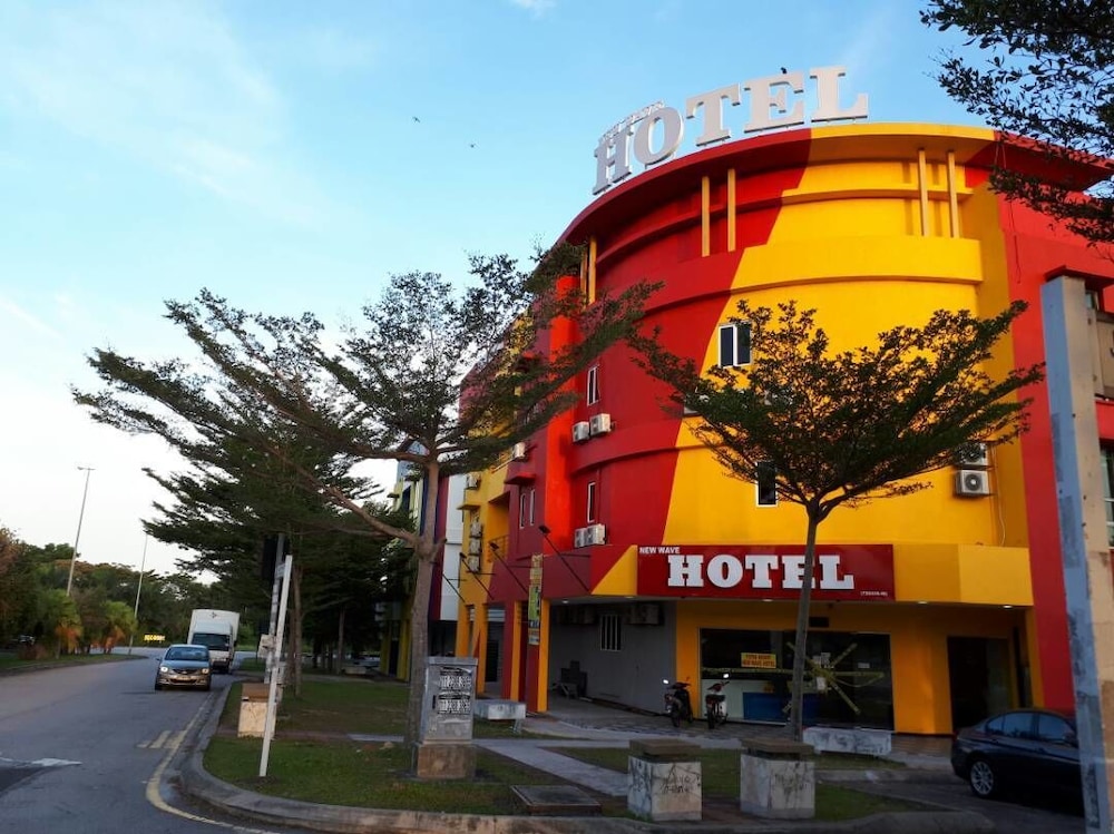 putra heights new wave hotel