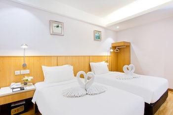 summer tree hotel penang