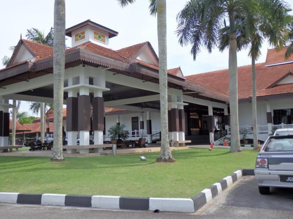 kukup golf resort