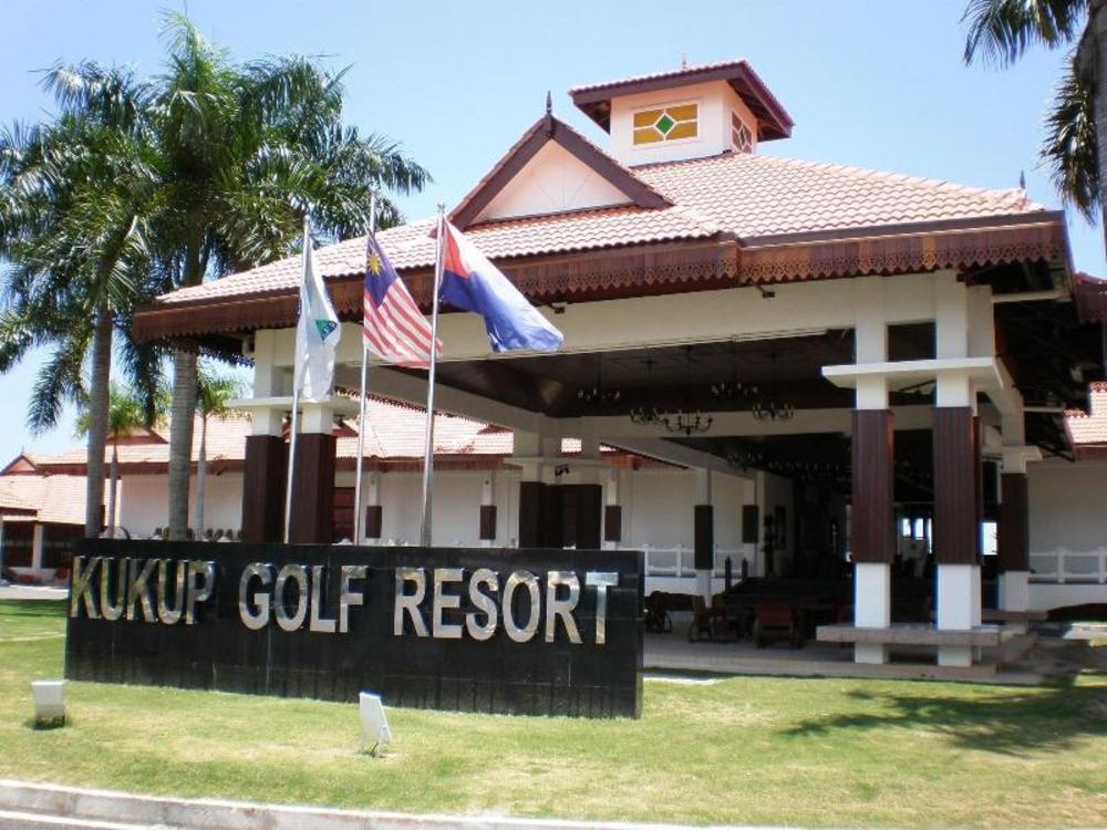 kukup golf resort