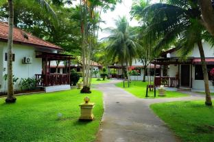kukup golf resort