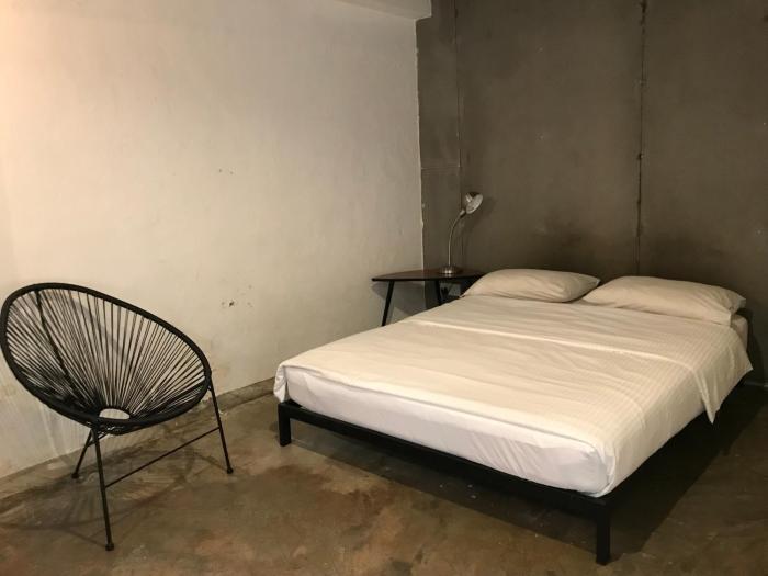 the frame guesthouse hostel