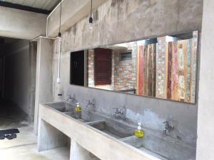 the frame guesthouse hostel