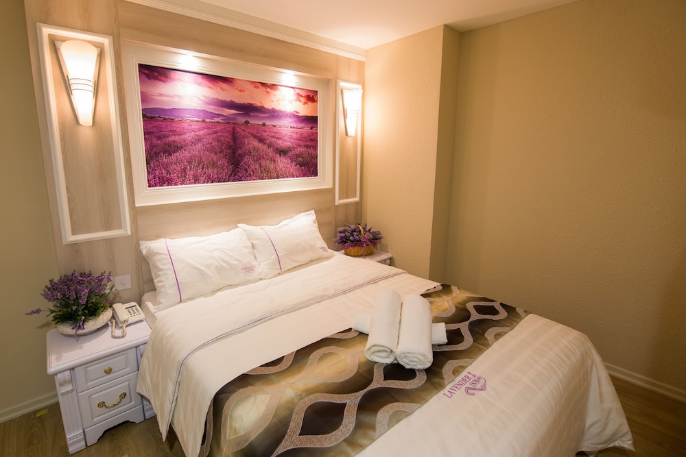 lavender inn usj