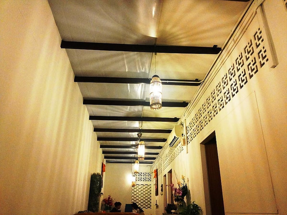 the bodhi lodge hostel