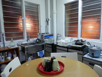 the bodhi lodge hostel