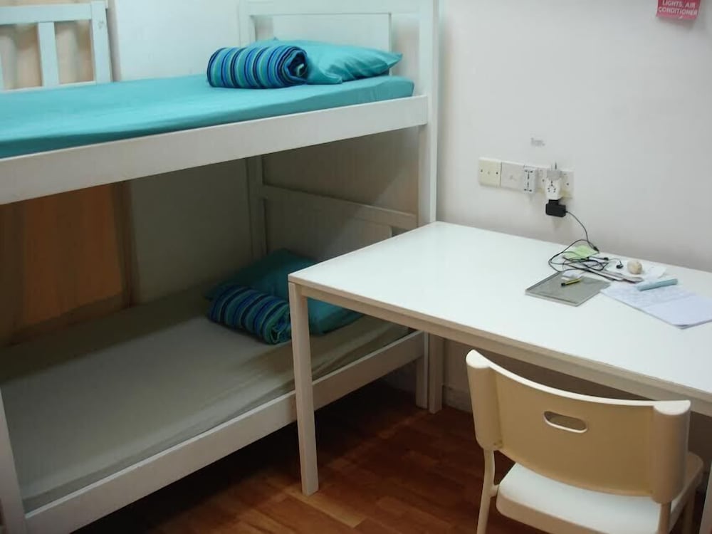 the bodhi lodge hostel