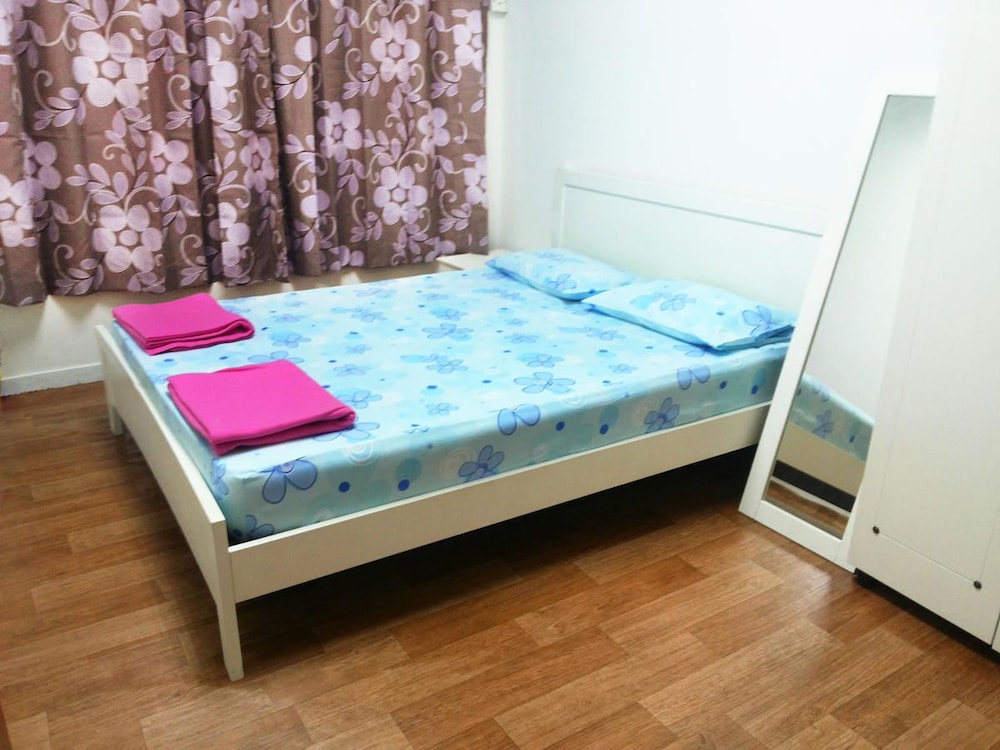 the bodhi lodge hostel