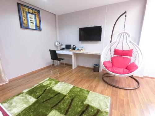 royale hotel