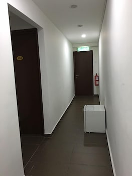 hotel al abraar