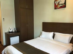 hotel lintas plaza